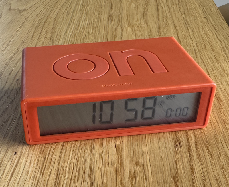 Smart LCD Alarm Clock